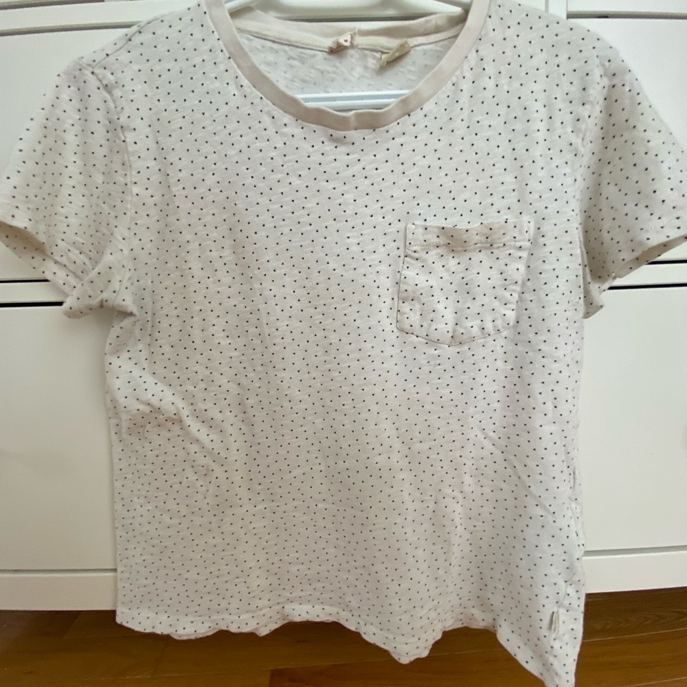 Levi Women’s Tee